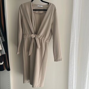 Reserved Chic Beige Long-Sleeve Coat